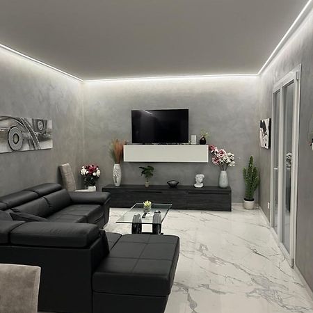 Corso Montecarlo Apartment Ventimiglia Ngoại thất bức ảnh