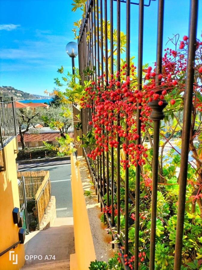 Corso Montecarlo Apartment Ventimiglia Ngoại thất bức ảnh