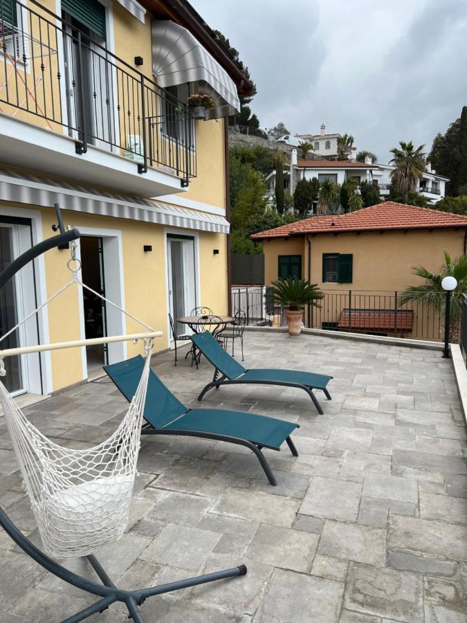 Corso Montecarlo Apartment Ventimiglia Ngoại thất bức ảnh